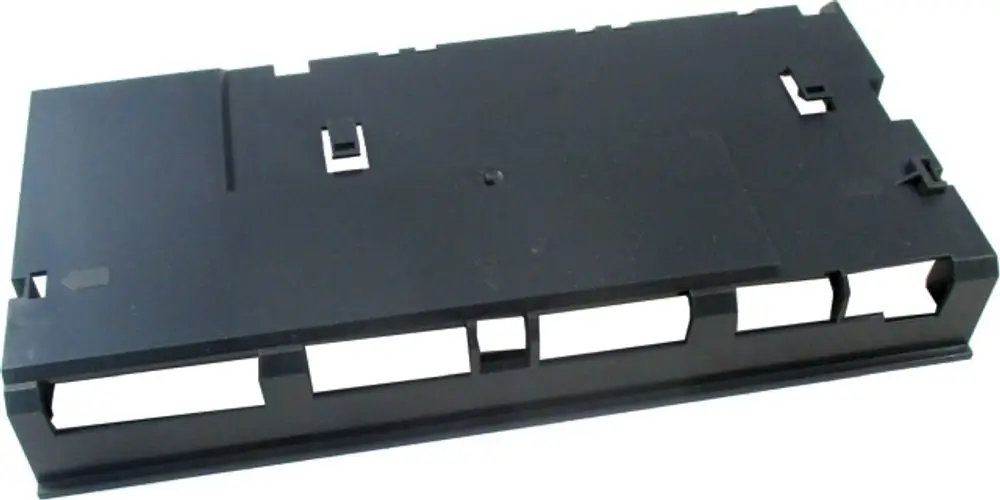 Plastikabdeckung für Regelungen, hergestellt von Wolf, mit mehreren Durchbrüchen und einem schlichten Design.